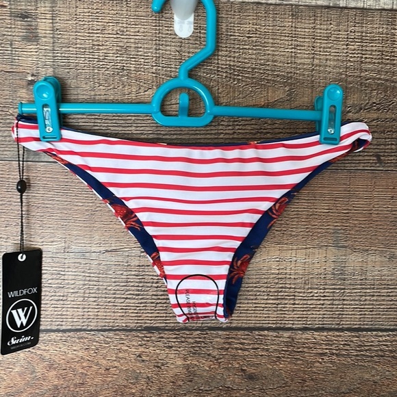 Wildfox Swim Brazilian Reversible Crabby Stripe Bikini Bottoms Size Small NWT - Picture 5 of 8